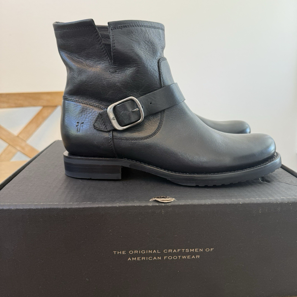 FRYE 10M “Veronica Bootie” Women’s Oiled Leather Waterproof Black Boot Riding - Picture 6 of 8